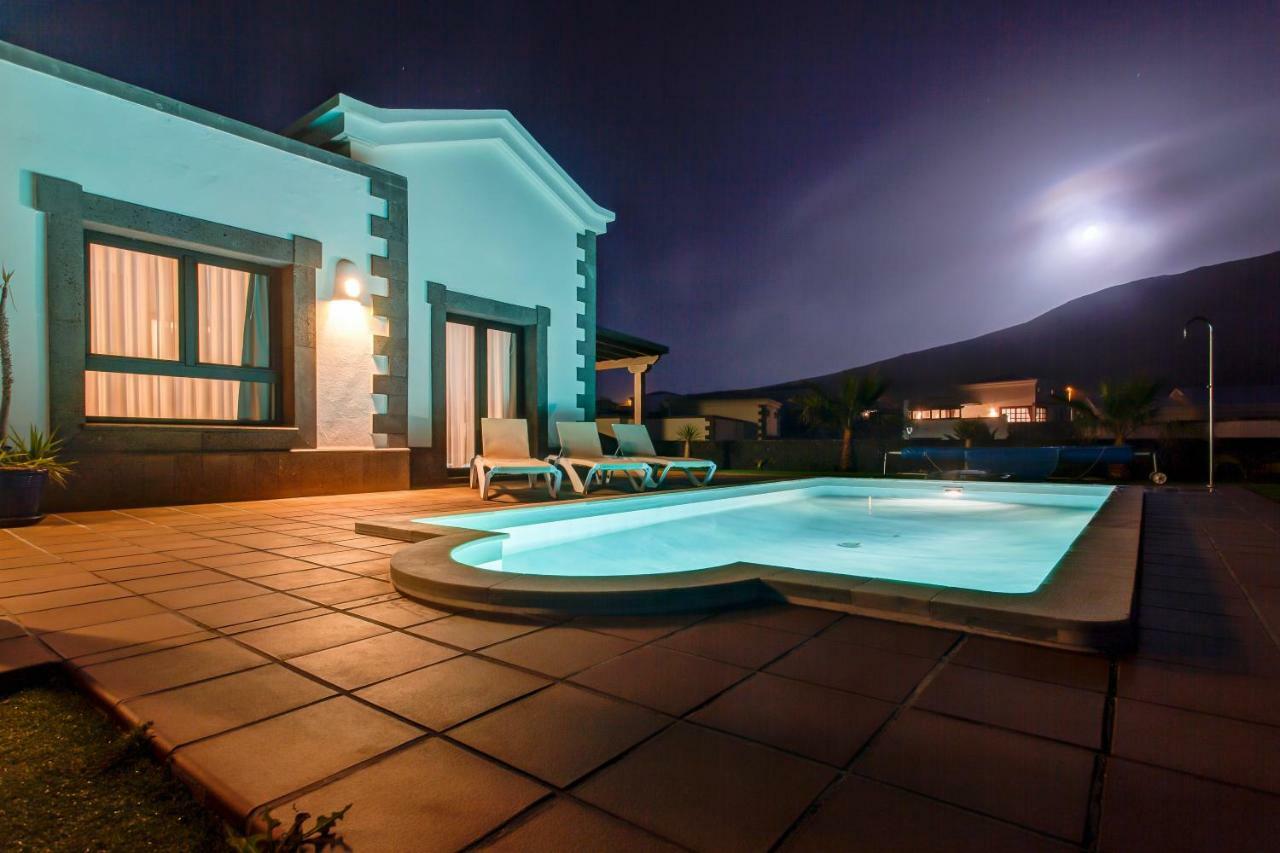 Villa Esterlicia Playa Blanca  Exteriér fotografie
